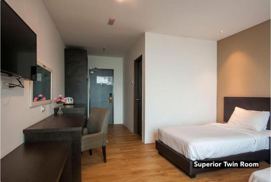 Hotel Cube Signature Куала-Лумпур Экстерьер фото